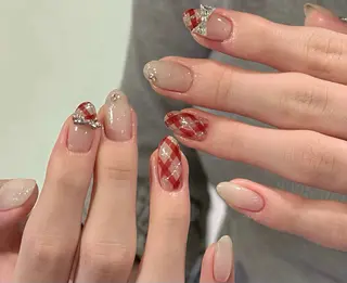 ネイル Kaka_ パラジェル、長さだしのネイルデザイン