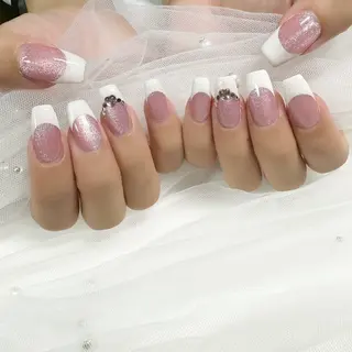 ネイル 東 千夏のネイルデザイン