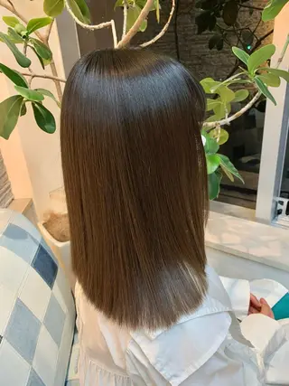 セミロング 艶ベージュ/オリーブ カラー🫒airiのヘアスタイル