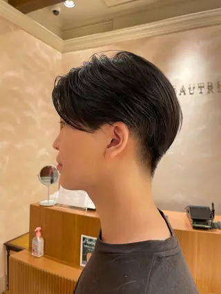 ショート ボブ ホノカのヘアスタイル