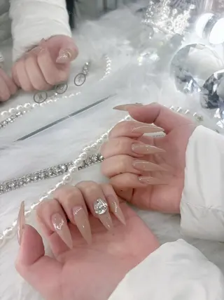 ネイル AISHA  ︎︎のネイルデザイン