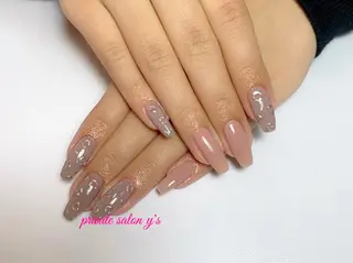 ネイル y' sのネイルデザイン