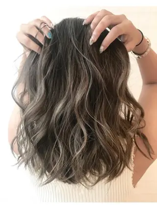 セミロング aurinco所属・aurinco 塩澤司のヘアスタイル