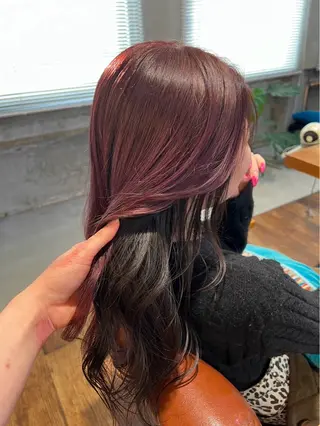 ロング カラー ロカリタ キョウト所属・山形 梨沙のヘアスタイル