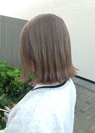 ミディアム 田中 愛巳のヘアスタイル