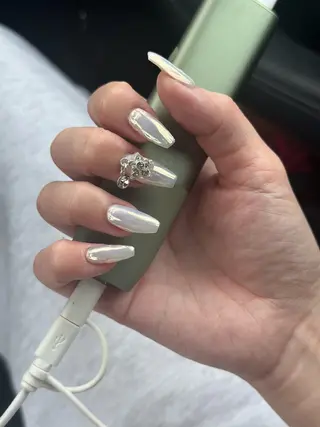 ネイル Nail's AOAQUA所属・AOAQUA SHIORIのネイルデザイン