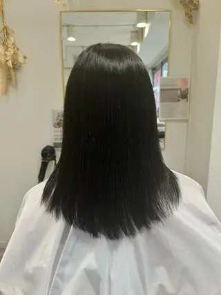 カラー 西川 明李のヘアスタイル