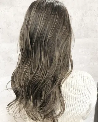 ロング カラー i  plus＋所属・髪質改善で 憧れの潤艶美髪にのヘアスタイル