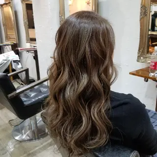 ロング カラー bathair  所属・bathair 持田侑祐のヘアスタイル