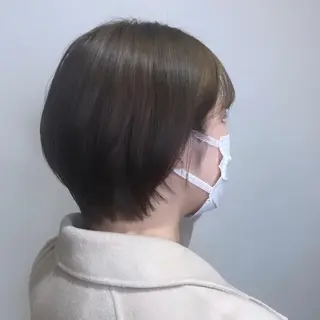 ショート カラー 髪質改善 ブリーチ fiti横須賀中央のヘアスタイル