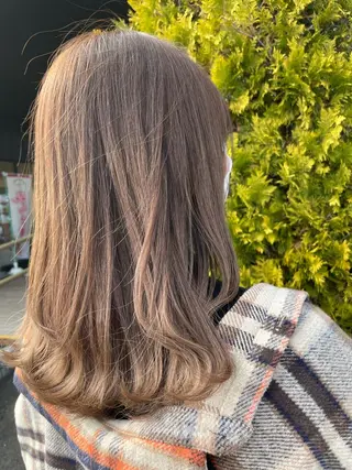 ロング カラー CHIKA Rimのヘアスタイル