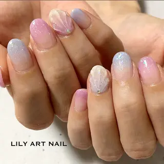 ネイル LILY  ART NAILのネイルデザイン