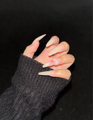 ネイル 藪木 七海のネイルデザイン