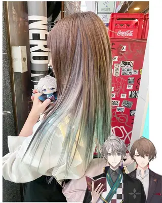 セミロング カラー GARU-ガル-所属・TSUNO🦖 派手髪/オタク美容師のヘアスタイル