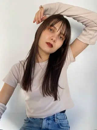 ミディアム カラー パーマ CEINE OURのヘアスタイル