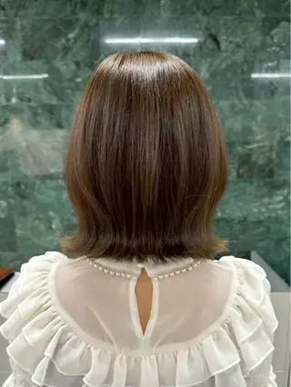 ミディアム カラー ✨️赤み消しカラー/ ミルクティーベージュのヘアスタイル