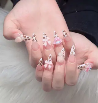 ネイル ANH NAIL ゴテゴテ専門店💎のネイルデザイン