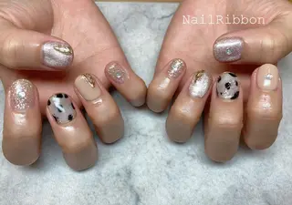 ネイル ネイルリボン 受付スタッフのネイルデザイン