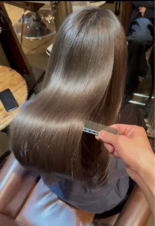 ロング パーマ ハイライト/インナー /ブリーチ/レイヤーのヘアスタイル