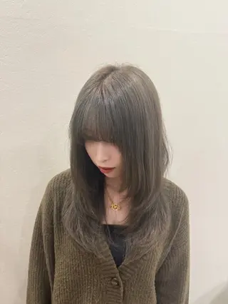 ミディアム 松田 慧児のヘアスタイル