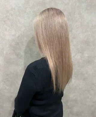 ロング カラー 廣瀬 あずさのヘアスタイル