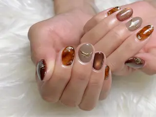 ネイル ERFOLG　GINZA横浜駅店所属・ERFOLG横浜店 石橋しのぶのネイルデザイン