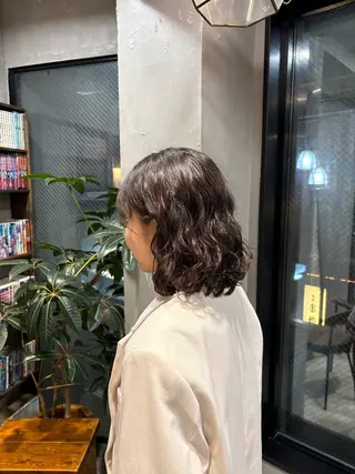 ミディアム パーマ ♡yuiha♡ パーソナルカラー募集のヘアスタイル