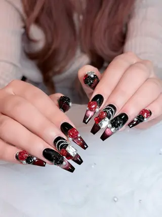 ネイル Eli Nails 新宿のネイルデザイン