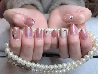 ミディアム ネイル 長さ出し専門 nynaのネイルデザイン