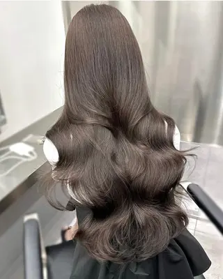 ロング カラー 京都レイヤーカット うえひのヘアスタイル