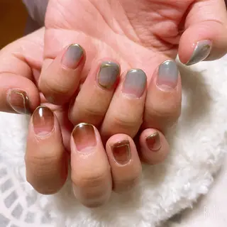 ネイル The Best Beauty受付担当のヘアスタイル