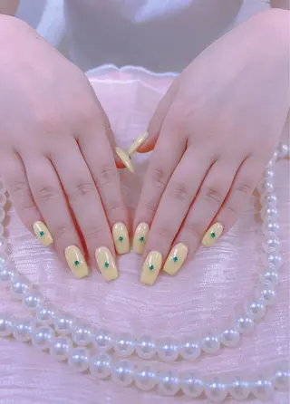 ネイル はぴねす所属・横浜 美夢のネイルデザイン