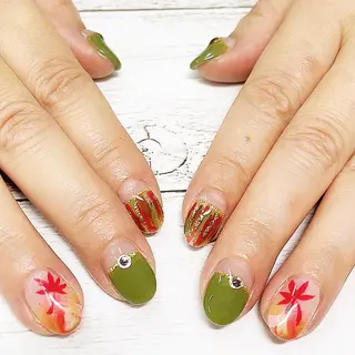 ネイル リラネイル Aikenのネイルデザイン