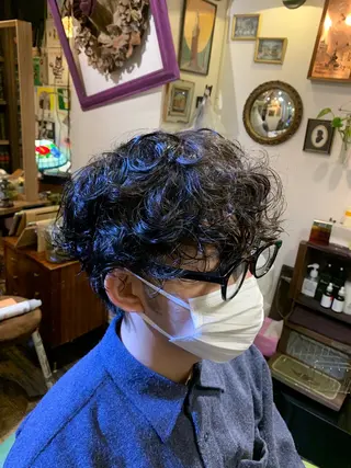 ショート パーマ メンズ 清水千優/パーマ/透 明感カラー/メンズのヘアスタイル