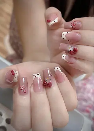 ネイル Cloudy Chan Nailのネイルデザイン