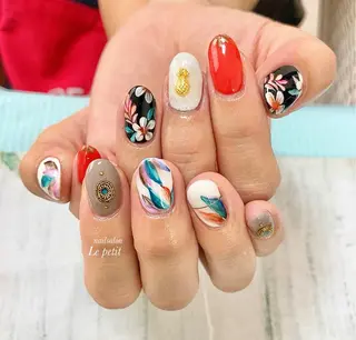 ネイル 石野 広佳のネイルデザイン