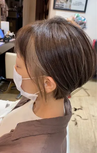 ショート カラー VOCE所属・北川 泰之のヘアスタイル