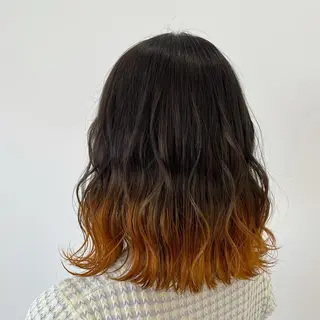 ミディアム カラー ヘアアレンジ ブリーチ・縮毛矯正 三島佳音のヘアスタイル