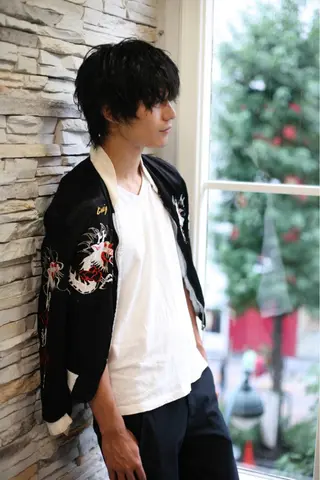 パーマ メンズ 渡辺 裕輔のヘアスタイル