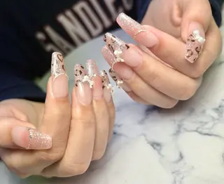 ネイル ecru Nailのネイルデザイン