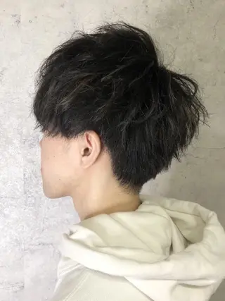 ショート MEN'S HAIR BLEACHi 大宮店所属・小山 亜羅司のヘアスタイル