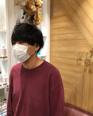 ショート メンズ 鈴村 大介のヘアスタイル