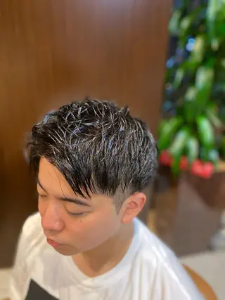 ショート 佐々木 宥人のヘアスタイル