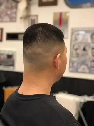 ショート メンズ BARBER SHOP FOURSEASON所属・OHNISH RYUSEIのヘアスタイル