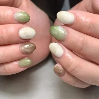 ネイル atelier　FIORITURA所属・FIORITURA aiのネイルデザイン