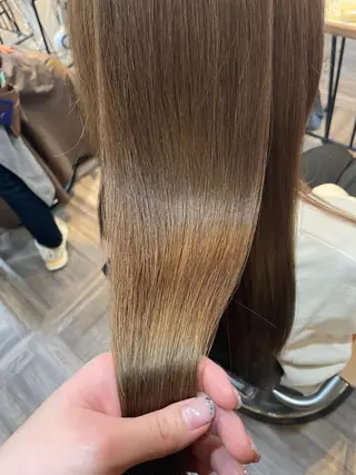 ロング La  fith hair lien西宮北口所属・赤み消しカラー/透 明感カラー/有吉優香のヘアスタイル