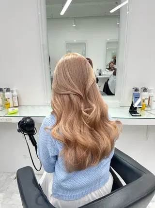 セミロング カラー ❄最強かわいいカラー ❄️MINA❄️のヘアスタイル