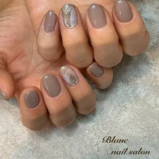 ショート Blanc ブランのネイルデザイン