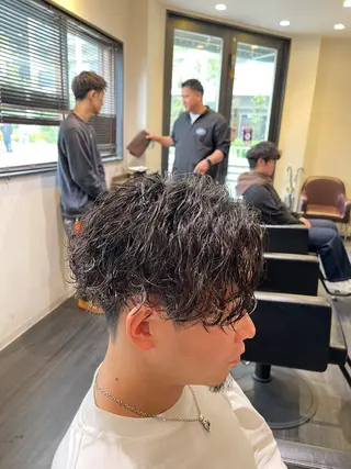 パーマ メンズ 大谷 洸生のヘアスタイル