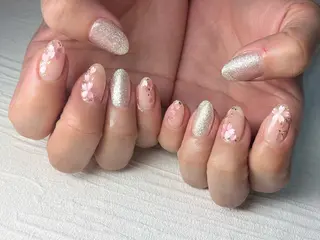 ネイル Queennail 北堀江Yumiのネイルデザイン